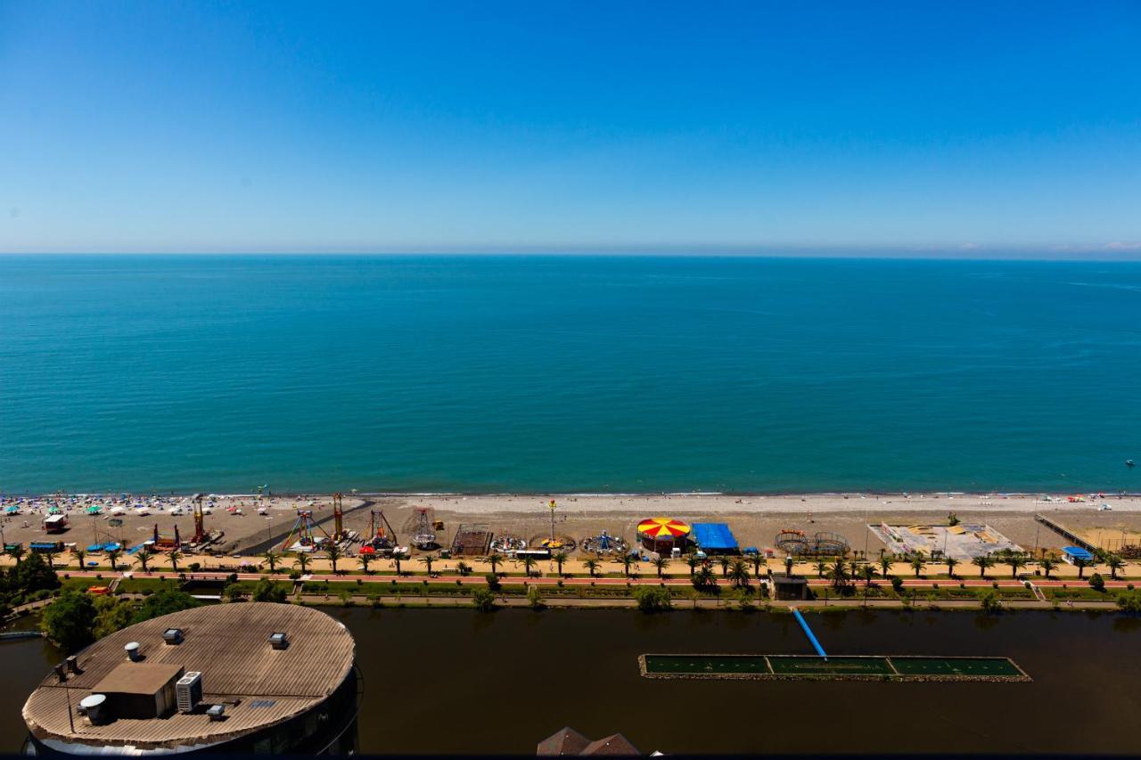 G-Point City Beach 바투미 외부 사진